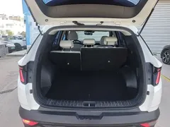2022 Hyundai Tucson L 2.0L Hybrid Premium, белый — фото 15