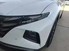 2022 Hyundai Tucson L 2.0L Hybrid Premium, белый — фото 18