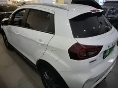 2021 Geely Vision X3 1.5L MT Elite, белый — фото 5