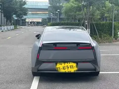 2025 Xpeng P7 820 Extra Long Range Ultra, синий — фото 17