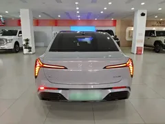 2025 Hongqi Tiangong 05 550 Smart Choice — фото 6
