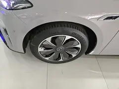 2025 Hongqi Tiangong 05 550 Smart Choice — фото 23