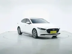 2021 Mazda 3 2.0L AT, белый — фото 9
