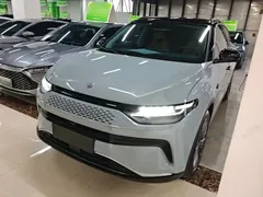 2024 Leapmotor C11 EREV 300 Premium — фото 1