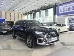 2022 Audi Q5L 45T Luxury Dynamic, чёрный — фото 3