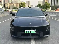 2025 Li Auto i6 4WD Standard, чёрный — фото 2