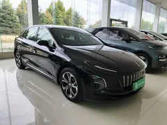 2024 Hongqi E-QM5 450km Mobility, чёрный — фото 4
