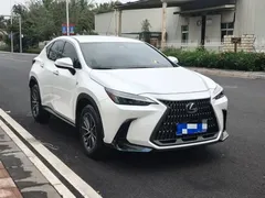 2022 Lexus NX 260 2WD, белый — фото 3