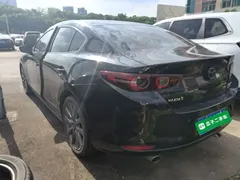 2021 Mazda 3 2.0L AT, чёрный — фото 5