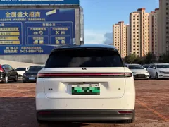 2025 Li Auto i8 Standard, белый — фото 4