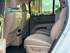 2025 Li Auto i8 Standard, белый — фото 19