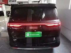 2025 BYD Xia PHEV DM-i 1.5T 100km Exceed, чёрный — фото 6