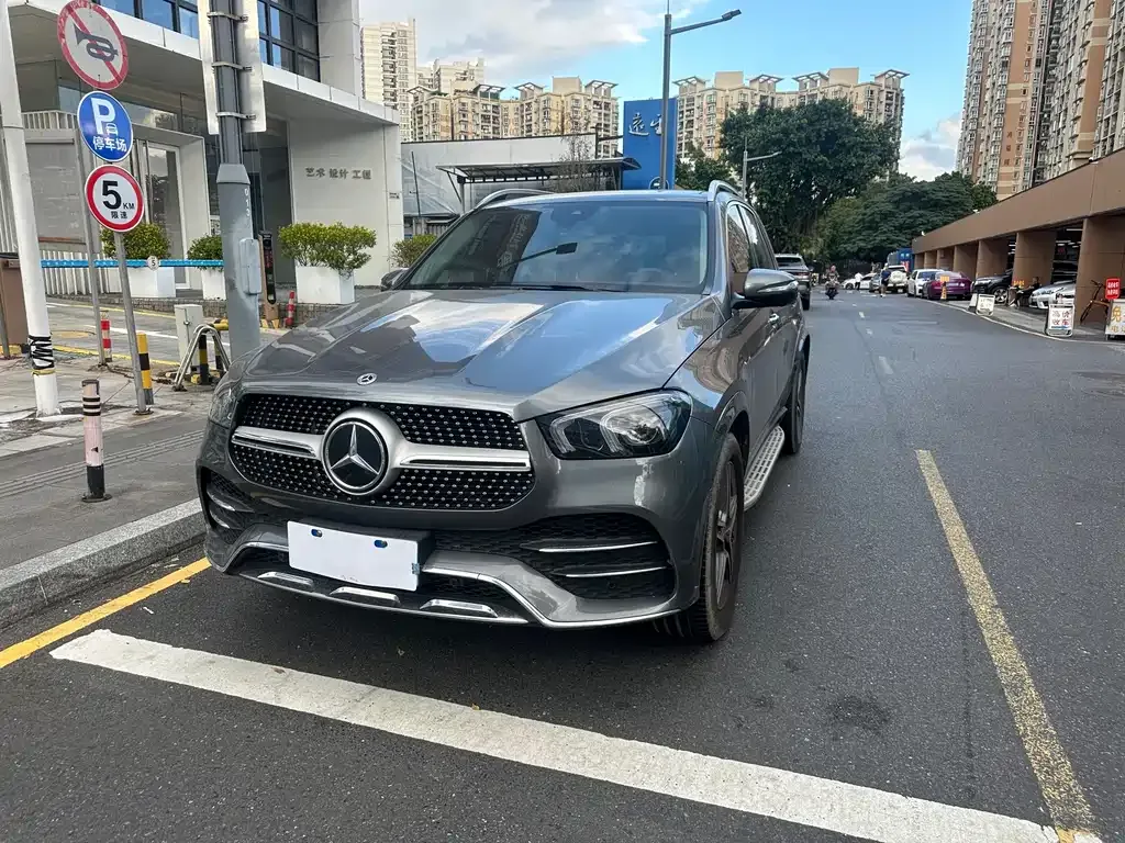 2023 Mercedes-Benz GLE 450 4MATIC Fashion