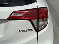 2020 Honda Vezel 1.5L CVT Pioneer, белый — фото 13