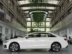 2020 Audi A4L 40 TFSI Fashion Dynamic, белый — фото 2