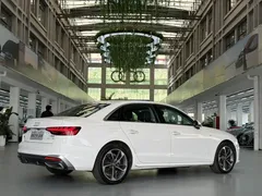 2020 Audi A4L 40 TFSI Fashion Dynamic, белый — фото 3