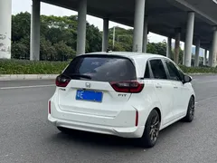 2021 Honda Fit 1.5L CVT, белый — фото 3