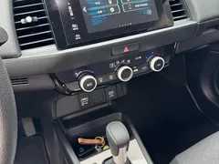 2021 Honda Fit 1.5L CVT, белый — фото 6