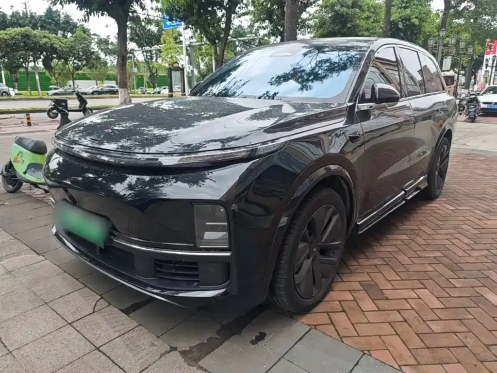2023 Li Auto L8 Air