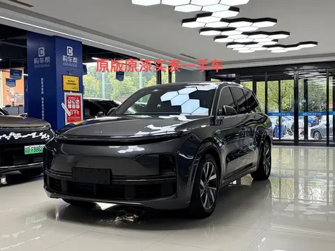 2023 Li Auto L8