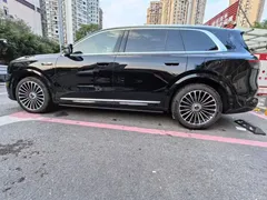 2025 Aito M8 EREV Ultra 53.4kWh 5-seat 192-line LiDAR, чёрный — фото 3