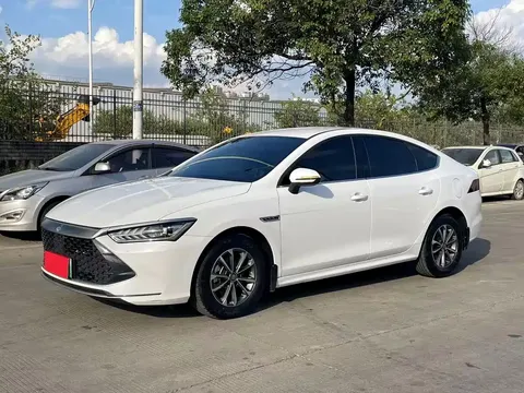 2024 BYD Qin PLUS Honor DM-i PHEV 55km Leading