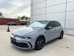 2023 Volkswagen Golf 280TSI DSG R-Line Lite, зелёный — фото 1