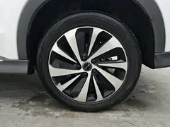 2024 BYD Song PLUS Honor Edition EV 520km Premium, белый — фото 11