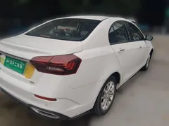 2021 Geely Emgrand UP 1.5L CVT Luxury, белый — фото 6