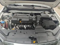 2021 Geely Emgrand UP 1.5L CVT Luxury, белый — фото 21