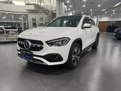 2023 Mercedes-Benz GLA 220, белый — фото 1