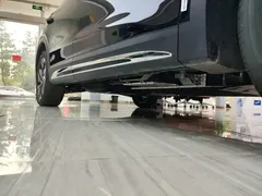 2025 Hongqi HS7 2.0T PHEV 2WD 6-seat Qixiang, чёрный — фото 21