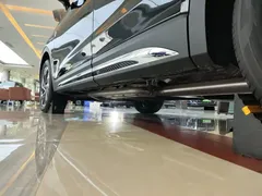 2025 Hongqi HS7 2.0T PHEV 2WD 6-seat Qixiang, чёрный — фото 22