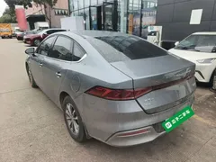 2024 BYD Qin PLUS Honor DM-i PHEV 55km Leading — фото 5
