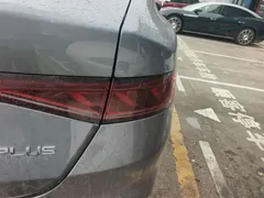 2024 BYD Qin PLUS Honor DM-i PHEV 55km Leading — фото 8
