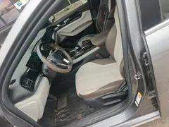 2024 BYD Qin PLUS Honor DM-i PHEV 55km Leading — фото 15