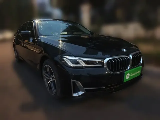2022 BMW 5 Series 530Li xDrive Luxury Package