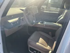 2025 Li Auto MEGA Home, белый — фото 3