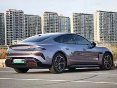 2026 Xiaomi SU7 RWD Standard — фото 9