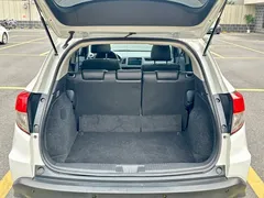 2022 Honda Vezel 1.5L CVT Pioneer, белый — фото 10