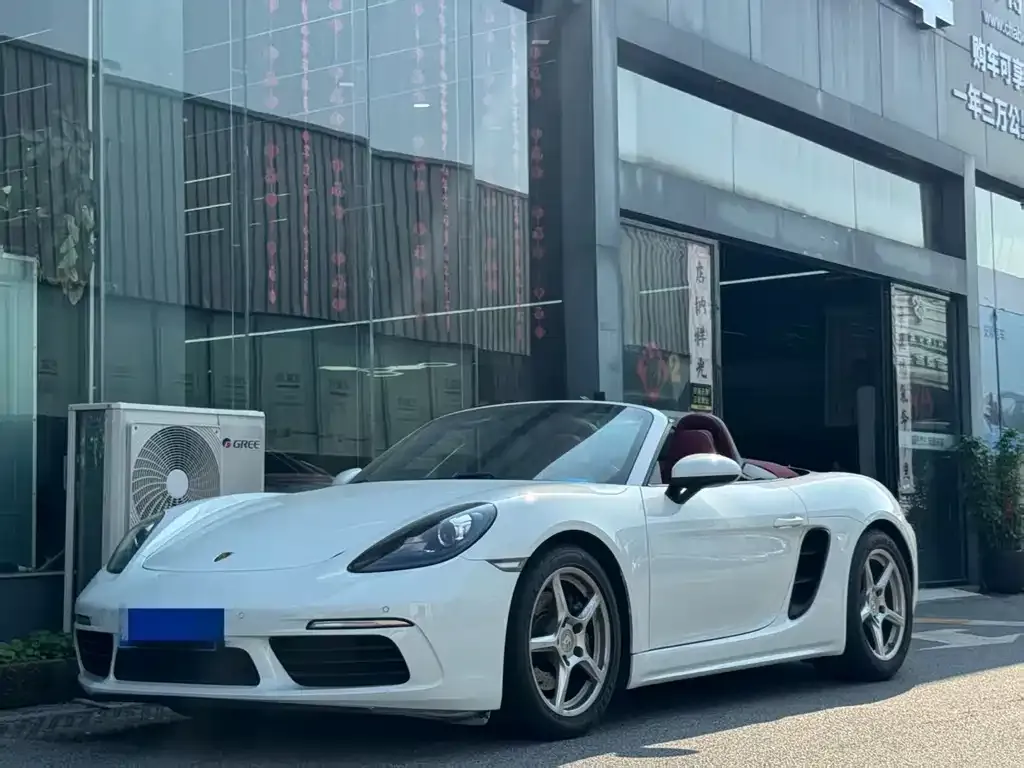 2022 Porsche 718 Boxster 2.0T