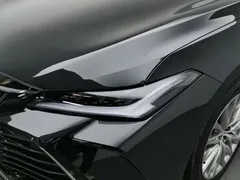 2023 Toyota Avalon Hybrid 2.5L XLE Premium, чёрный — фото 7