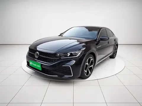2023 Volkswagen Passat 330TSI Elite