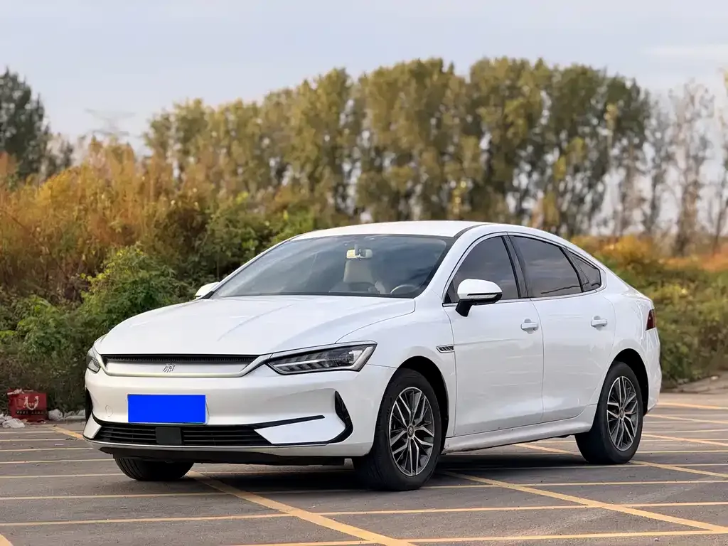 2024 BYD Qin PLUS Honor Edition EV 420km