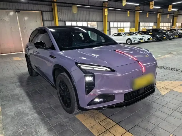 2025 Hongqi Tiangong 08 730 Max RWD