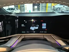 2025 Hongqi Tiangong 08 730 Max RWD — фото 12