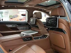 2021 BMW 7 Series 740Li xDrive Executive M Sport Package, чёрный — фото 15