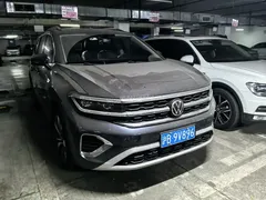 2022 Volkswagen Talagon 380TSI 4WD Flagship 6-seat — фото 2