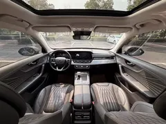 2023 Hongqi HS5 2.0T 4WD Qixiang Pro — фото 12