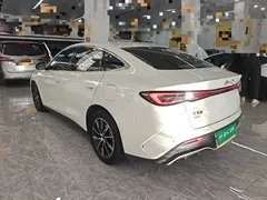 2024 BYD Seal 06 DM-i PHEV 80km Premium, белый — фото 5